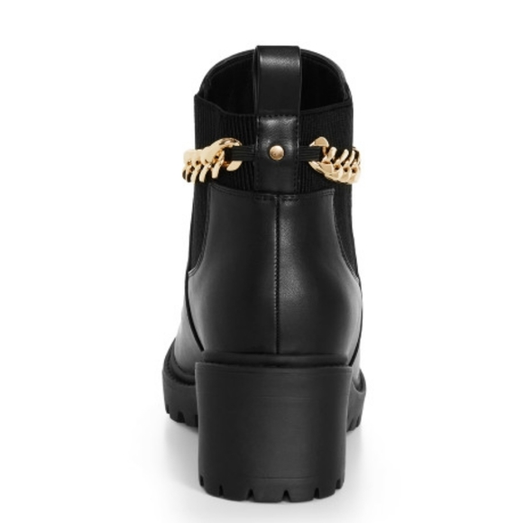 NEW AMELIA CHAIN ANKLE BOOT BY AVENUE IN BLACK (WIDE WIDTH) - Picture 4 of 12